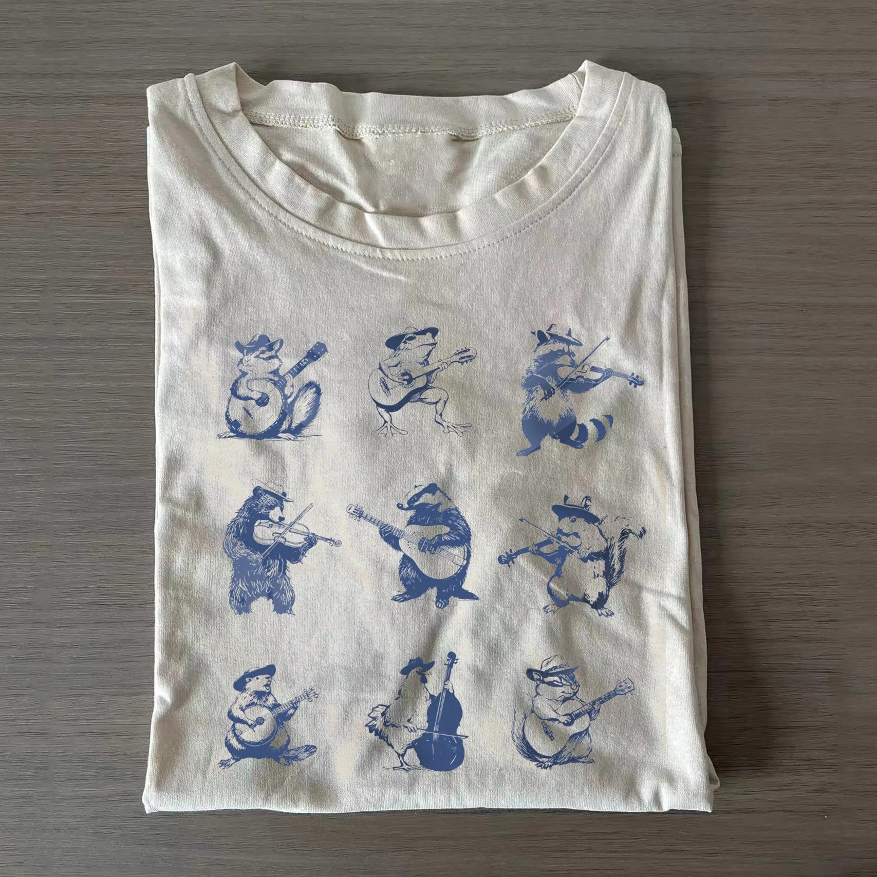 Animal Musician Vintage Style T-shirt
