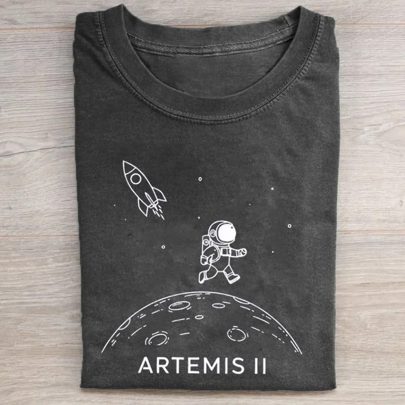 Artemis II Astronaut Moon Landing T-shirt